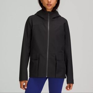 lululemon athletica: StretchSeal Relaxed Rain Jacket - SIZE 8